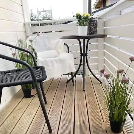 Apartamento Lovely 1 Bedroom And 1 Livingroom Ålesund
